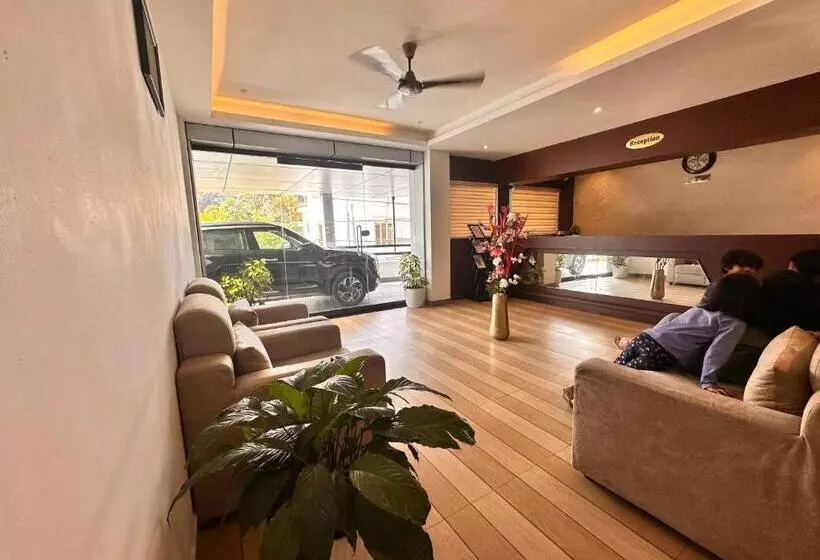 Luxe Hotel Thekkady