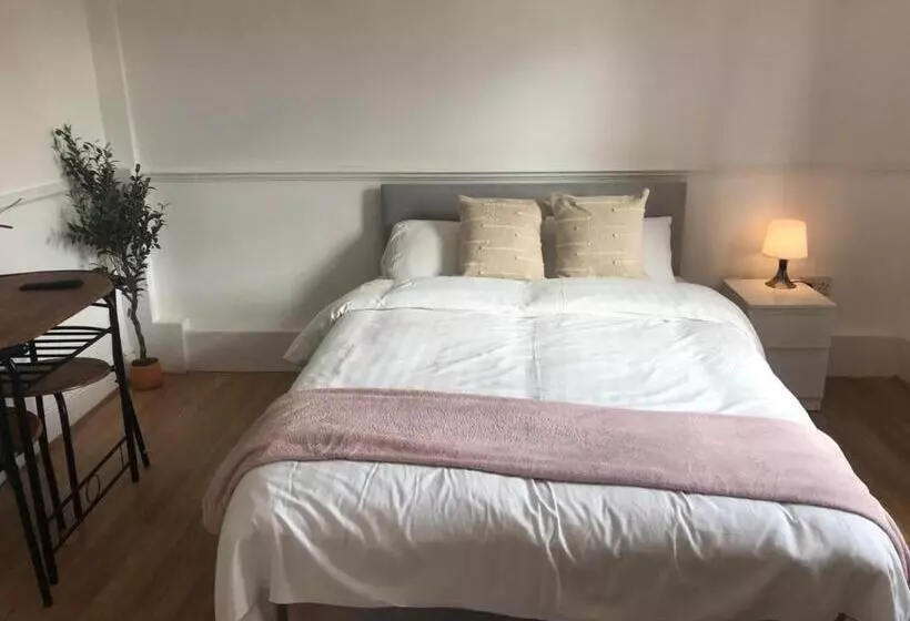 Motelli Modern Bromley House In London Br5