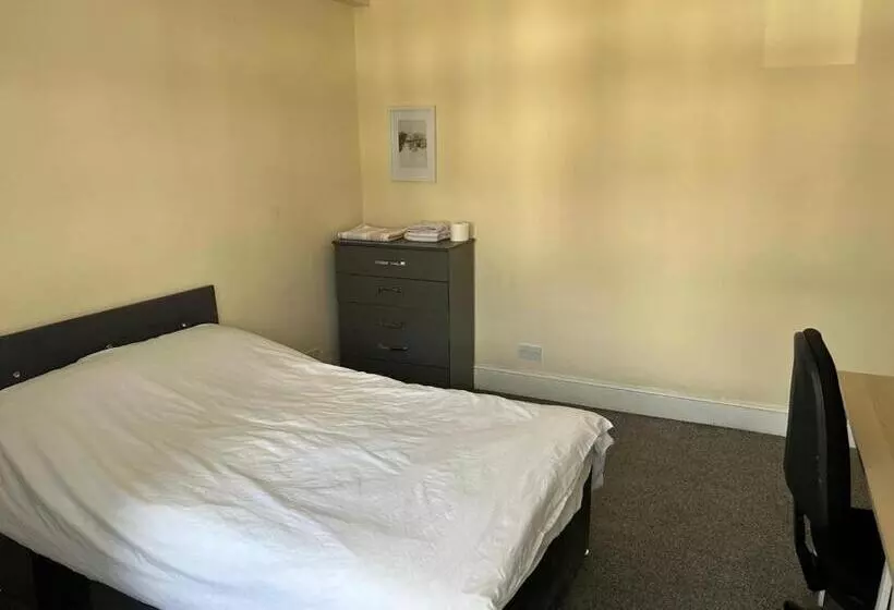 پانسیون 29 Ansell Road Sw17