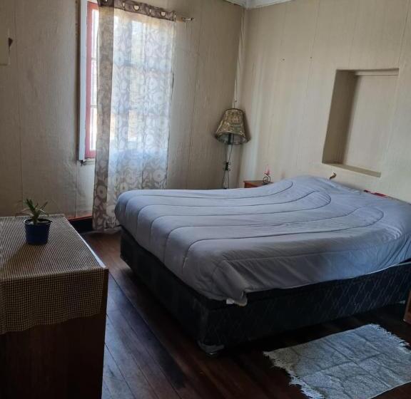 پانسیون Casa Mamary