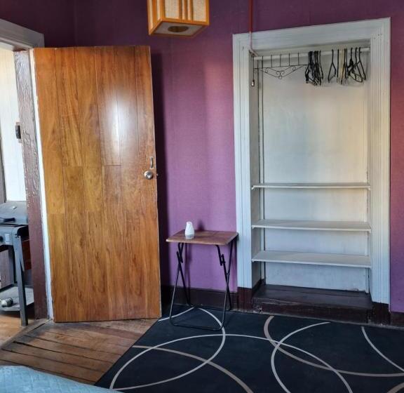 پانسیون Casa Mamary