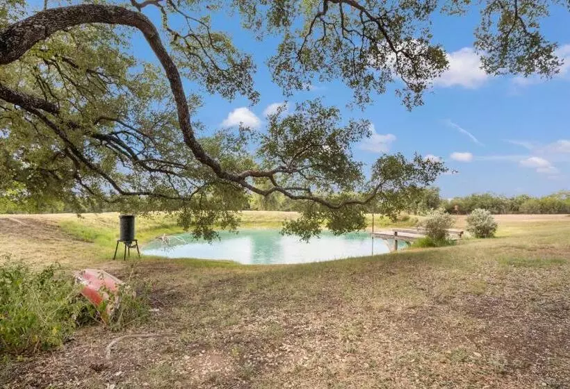 Majatalo Indian Springs Lakehouse