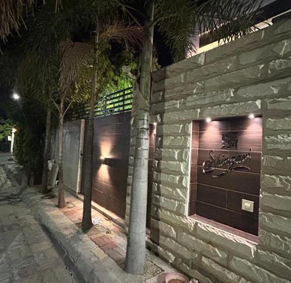 پانسیون Wonderstays