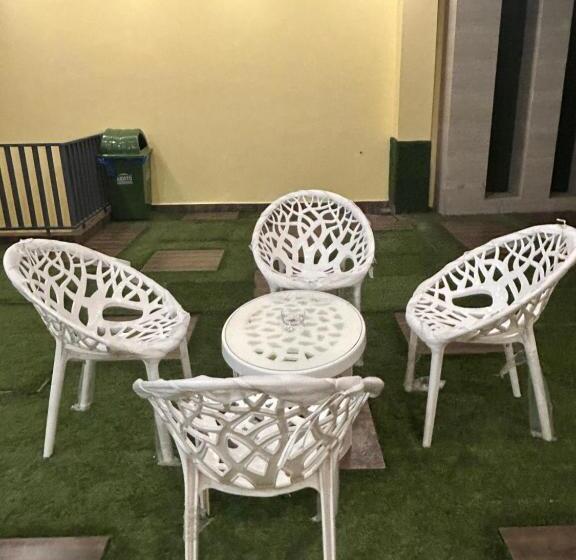 پانسیون Wonderstays