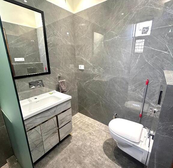 پانسیون Wonderstays