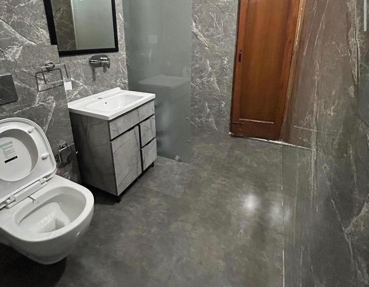 پانسیون Wonderstays