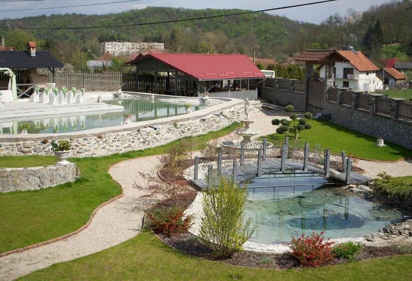 Pensiunea Ponorvata De Jos Complex Golden Lisard