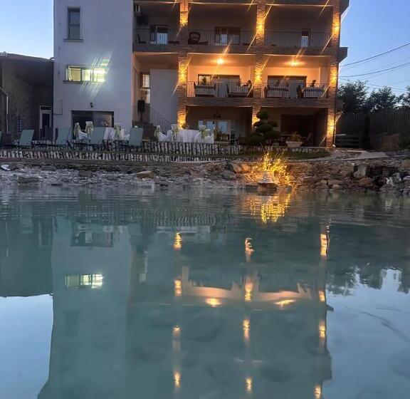 Pensiunea Ponorvata De Jos Complex Golden Lisard