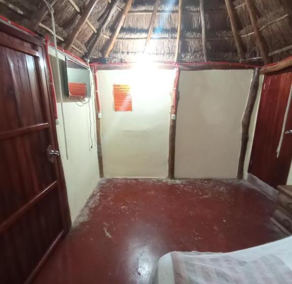 旅馆 Cabañas Multumta Ab