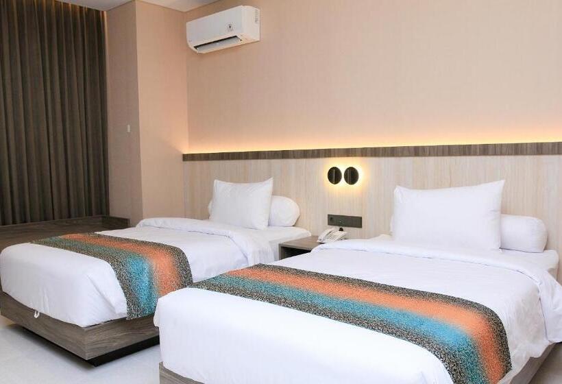 Eno Front One Hotel Semarang