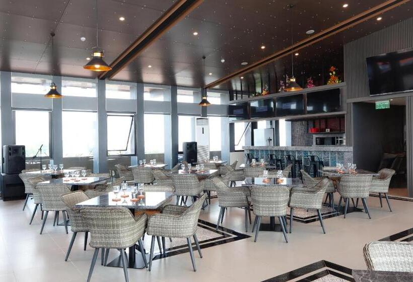 Eno Front One Hotel Semarang