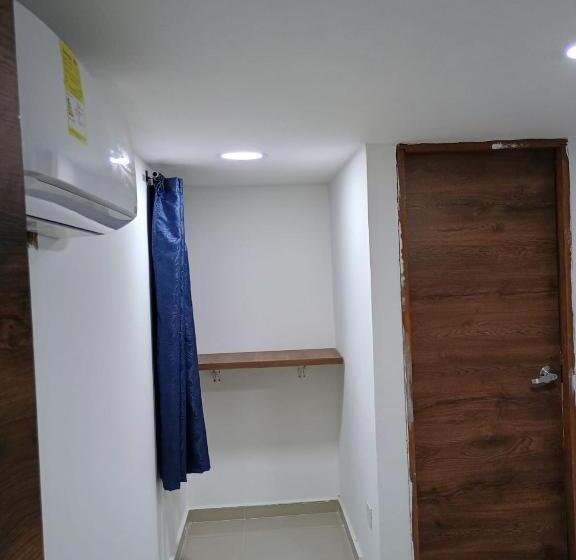 هتل کپسول Di Mar