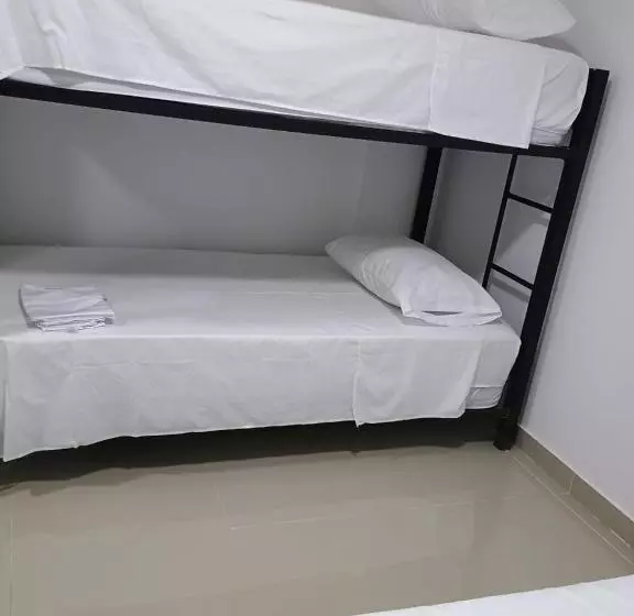 هتل کپسول Di Mar
