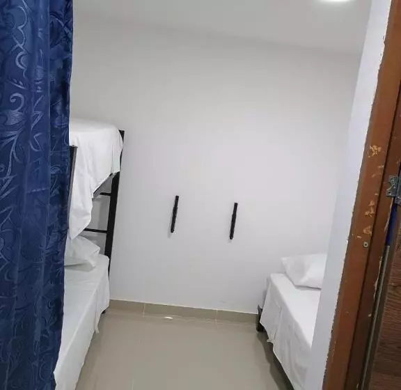 هتل کپسول Di Mar