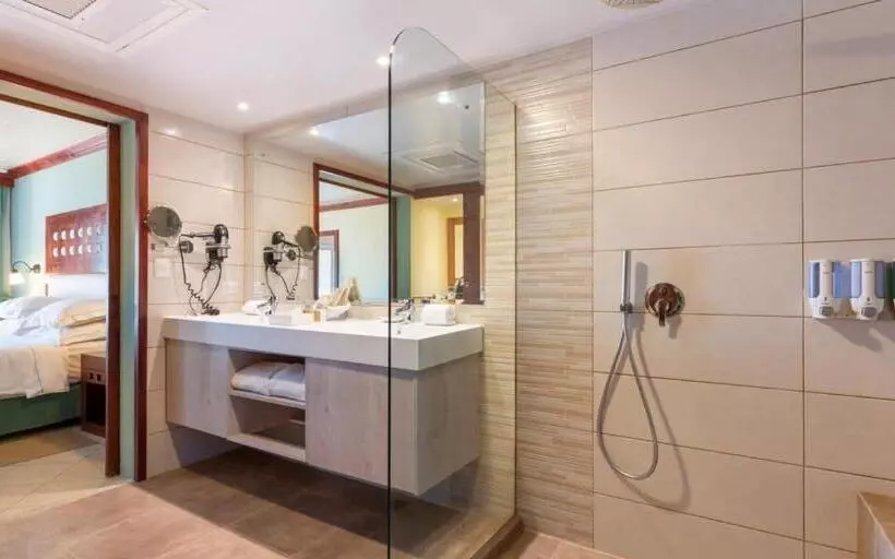 هتل Occidental Tamarindo   Master Suite Duplex   Costa Rica