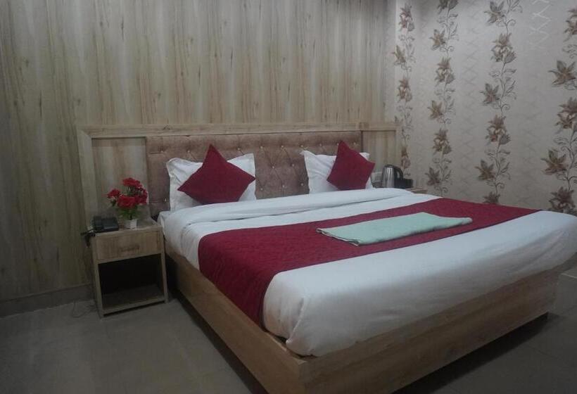 בית מלון כפרי Rudreshwar