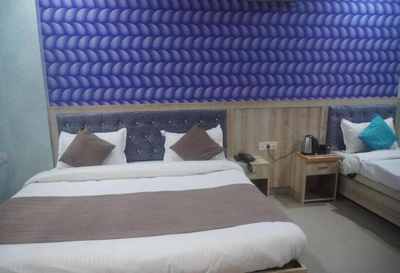 בית מלון כפרי Rudreshwar