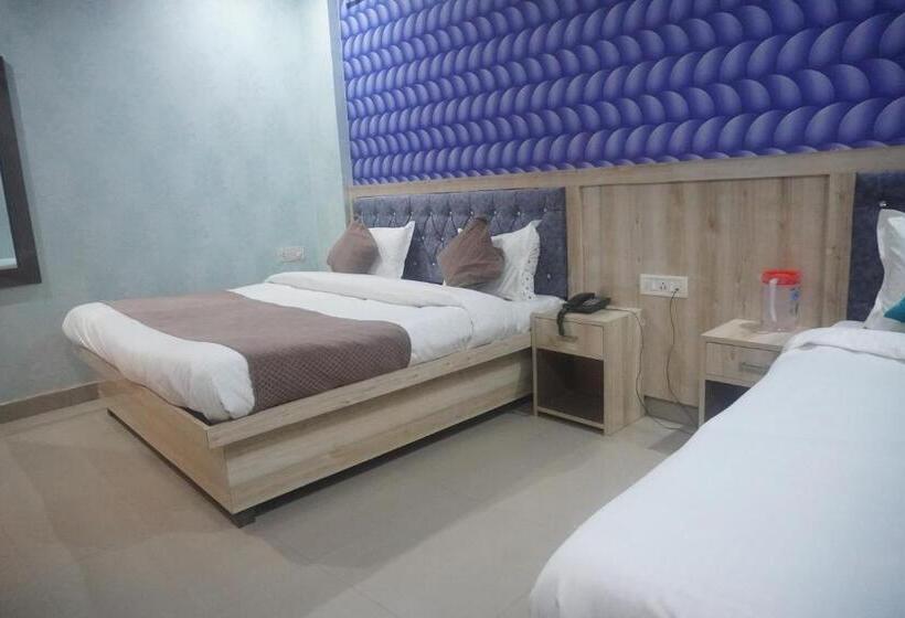 בית מלון כפרי Rudreshwar