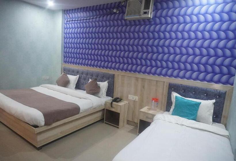 בית מלון כפרי Rudreshwar