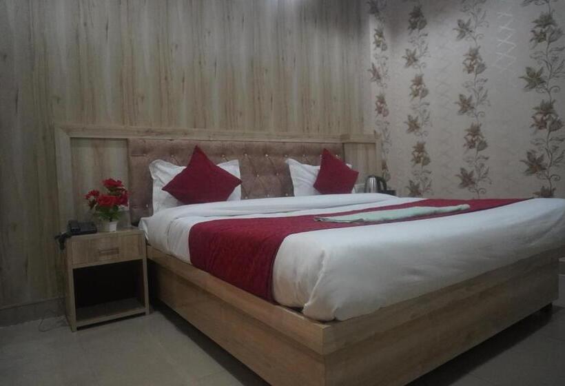 בית מלון כפרי Rudreshwar