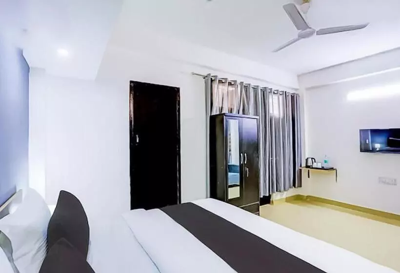 ホテル S In Noida Sec 35 Artharv
