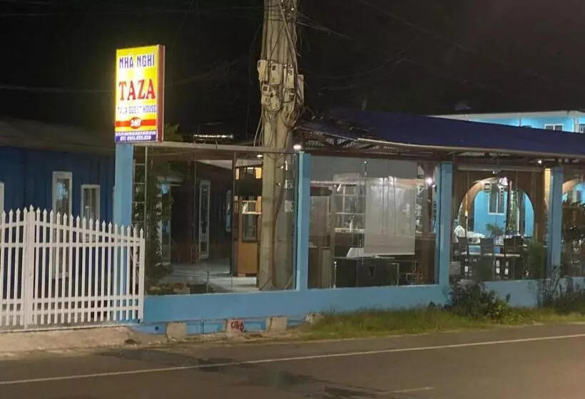 هتل Taza Guest House   Nhà Nghỉ Taza Trang