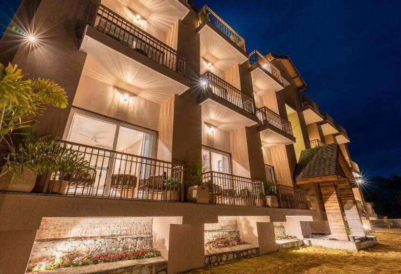 Mountoria Retreat Naukuchiatal By Leisure Hotels Group