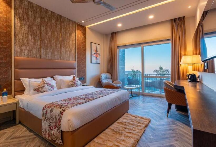 Mountoria Retreat Naukuchiatal By Leisure Hotels Group