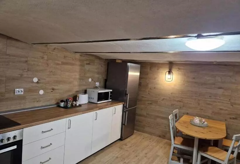 ペンション Casa 7 Sate Apartament