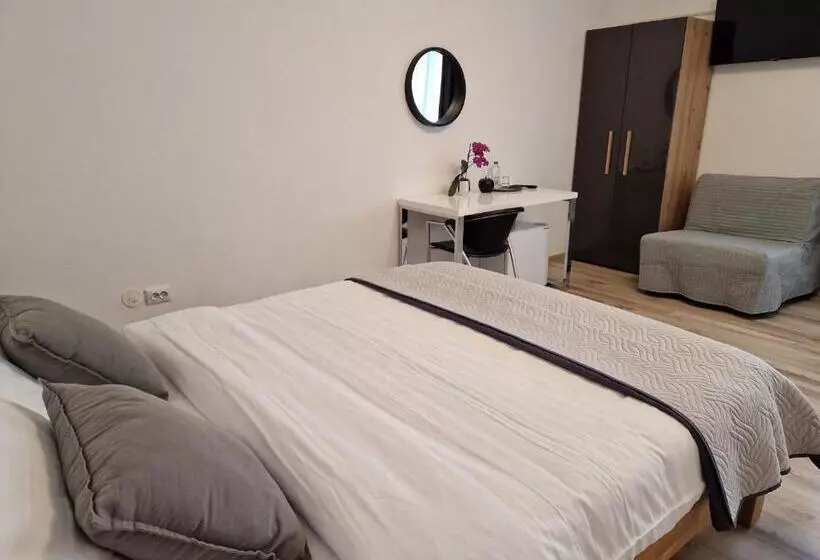 ペンション Casa 7 Sate Apartament