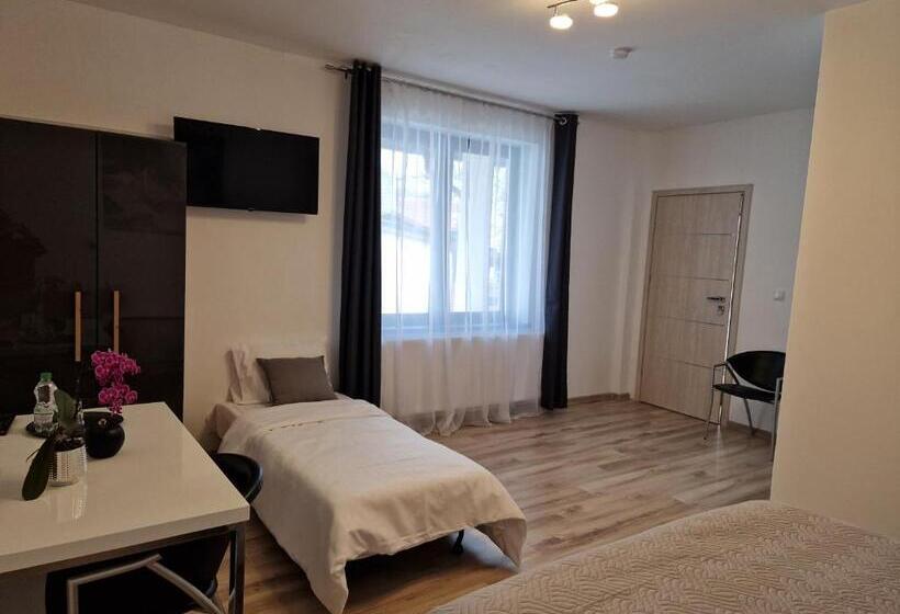 بنسيون Casa 7 Sate Apartament
