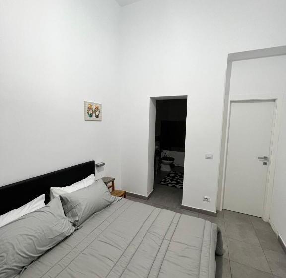 پانسیون La Casa Di Bella Camera Con Vasca Idromassaggio