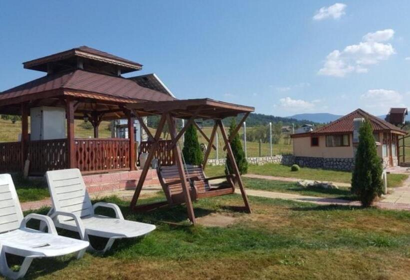 Pension (Hôtel basse catégorie) къщи за гости