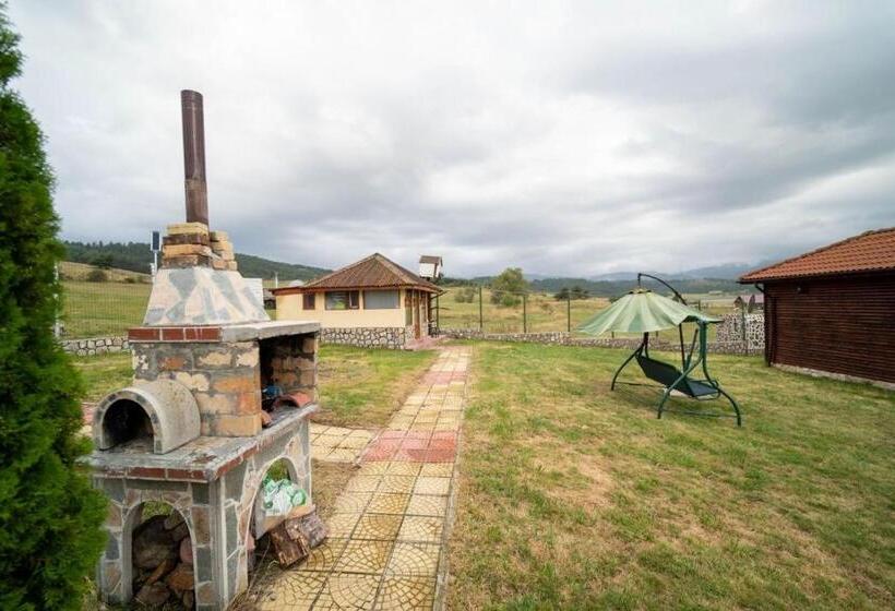 Pension (Hôtel basse catégorie) къщи за гости