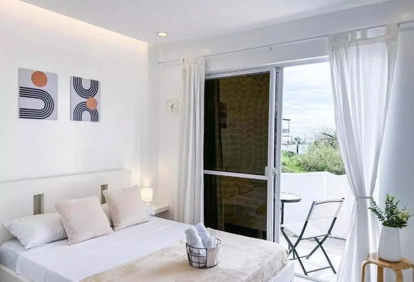 ペンション Moonlight House Tagaytay