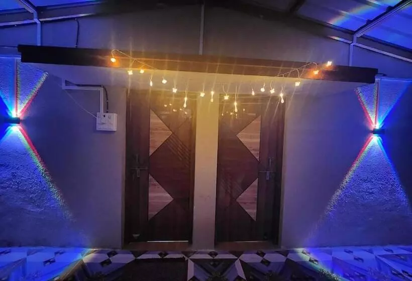 ペンション The Comfort Zone