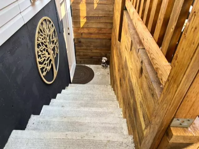 Majatalo Yellow Door Suite