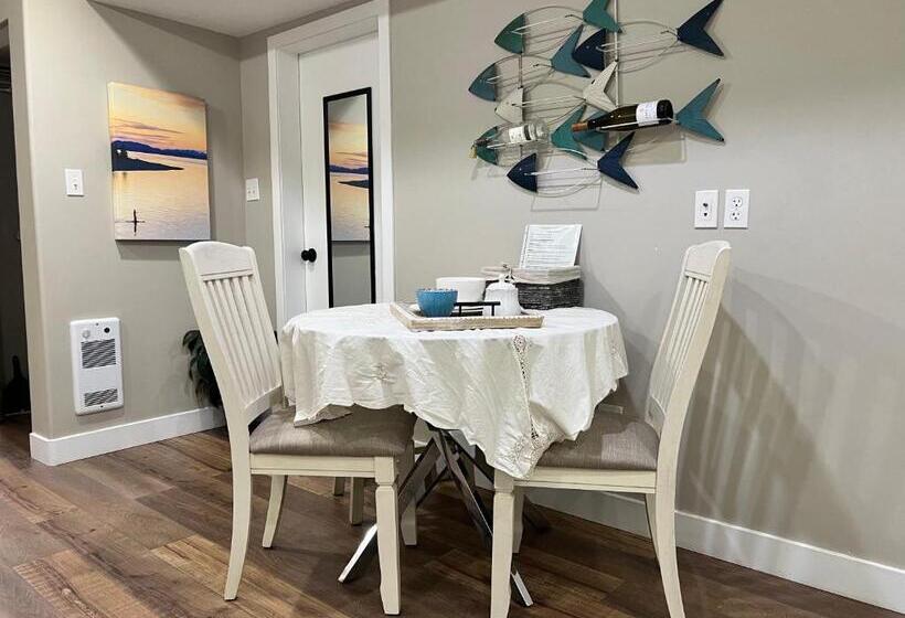 Pensionat Yellow Door Suite