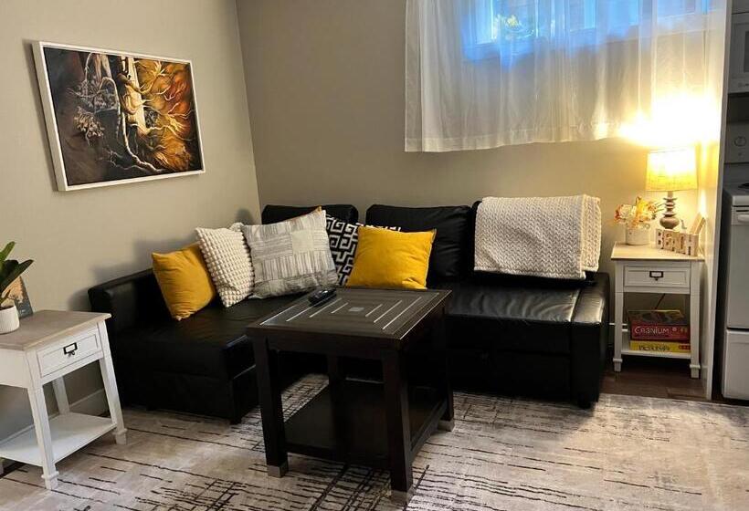 Pensionat Yellow Door Suite