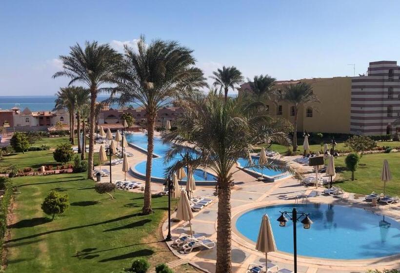 بورتو ساوث بيتش العين السخنة