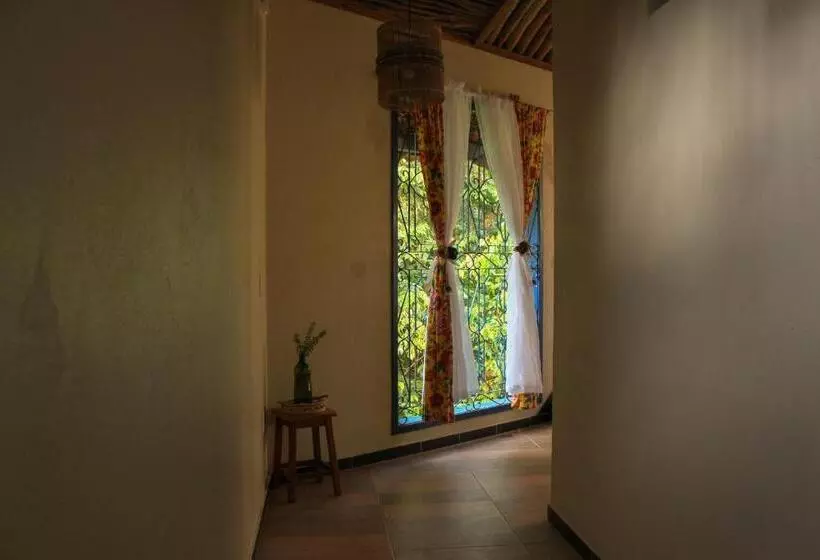 Retkeilymaja Vila Hayô