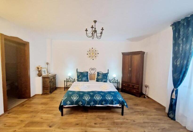 تختخواب و صبحانه Casa Croitorului