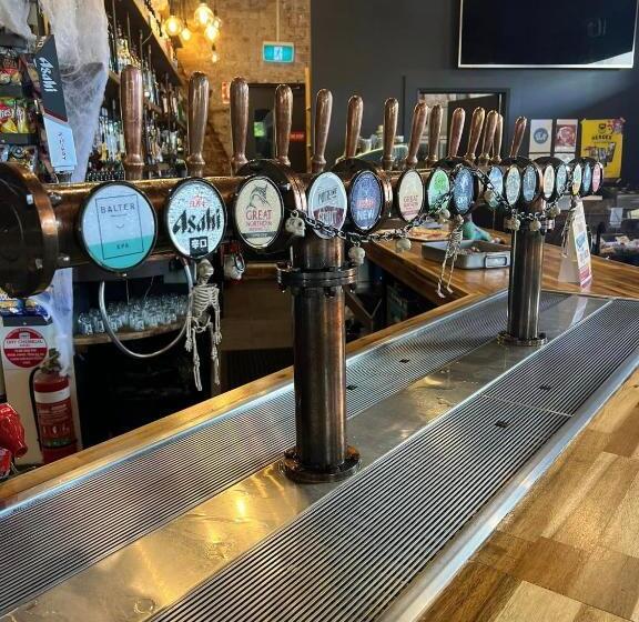 Clubhouse Hotel Yass