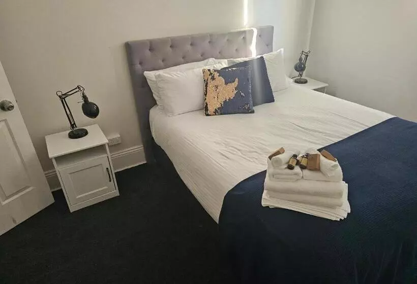 Clubhouse Hotel Yass