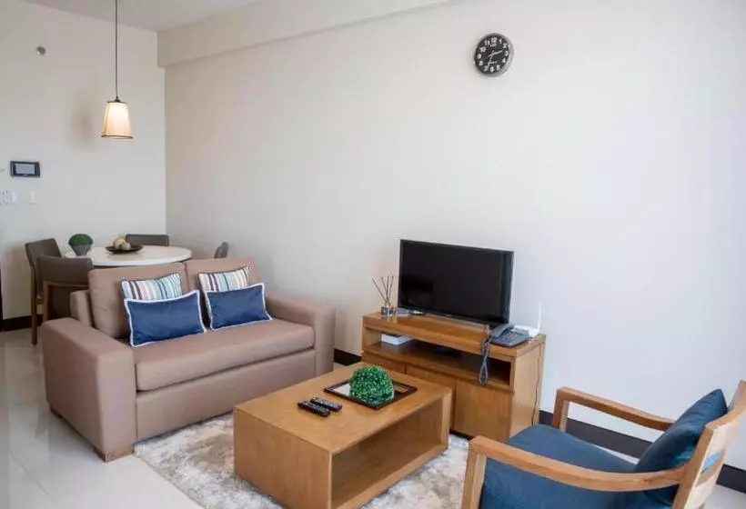 Mactan Newtown Condo With Free Airport Pickup