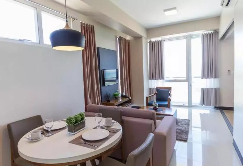 Mactan Newtown Condo With Free Airport Pickup