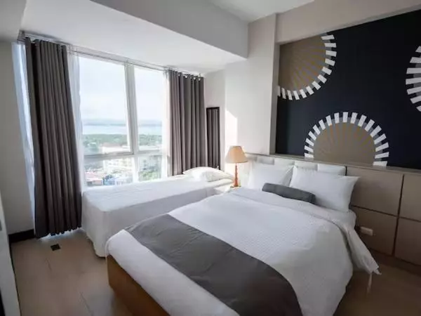Mactan Newtown Condo With Free Airport Pickup