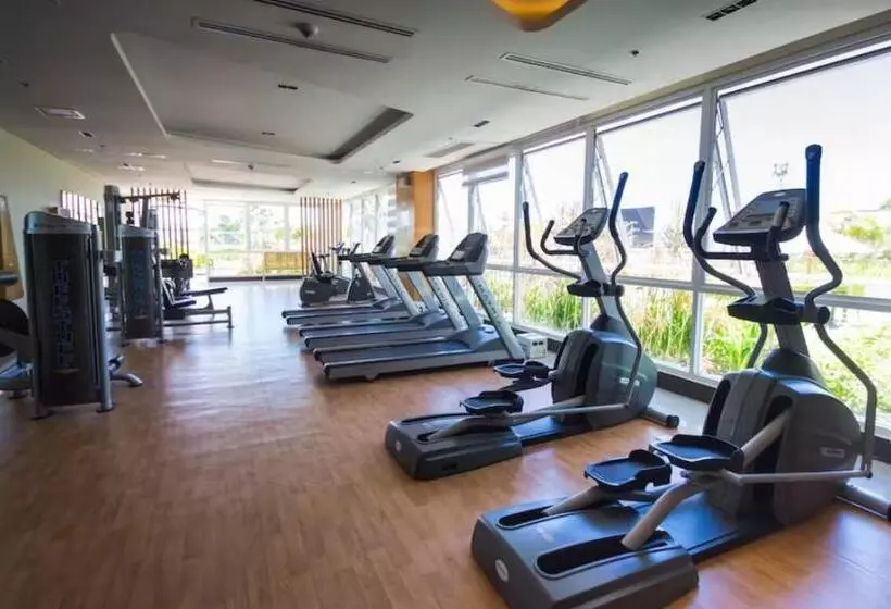 Mactan Newtown Condo With Free Airport Pickup