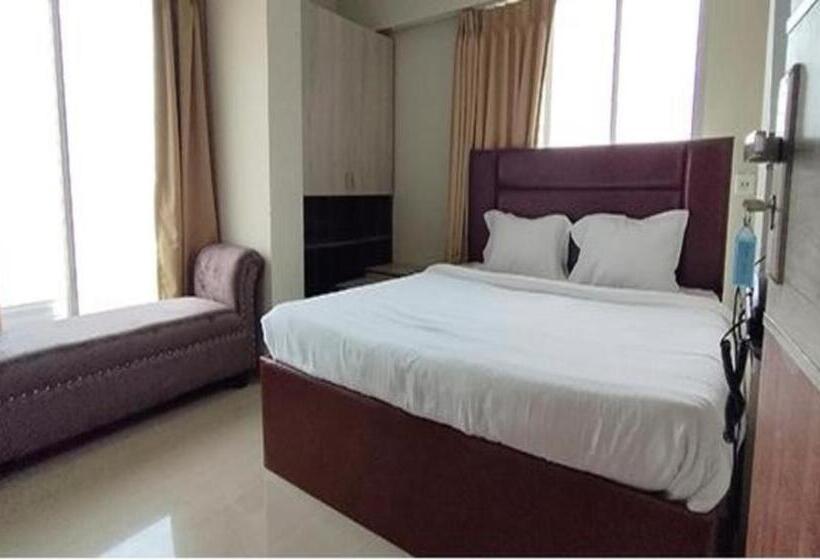 Fabhotel The Luxurie International