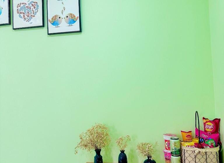 هتل Flower Garden